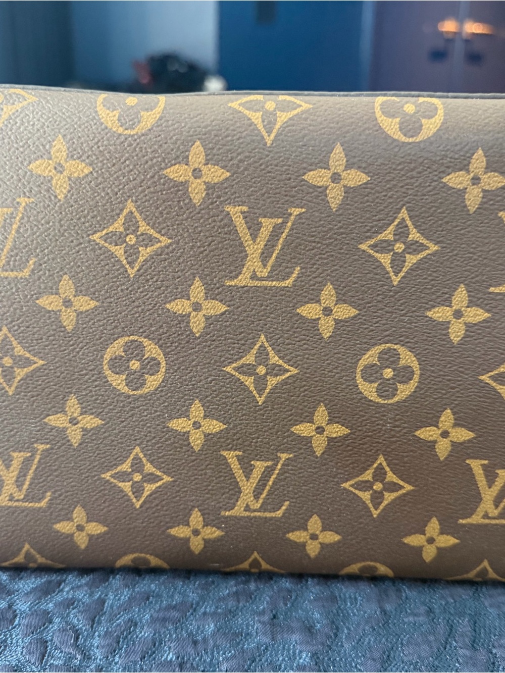 Louis Vuitton Brown Monogram Canvas Bucket Bag with Pink Trim - Picture 2 of 15